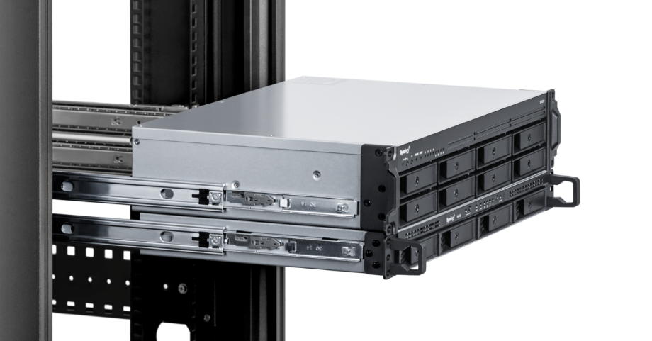 RS1221RP+ 8-Bay Hot-Swappable Support 32GB (2 x 16GB) SATA 2.5-Inch SSD 2U Rack-mountable NAS Server