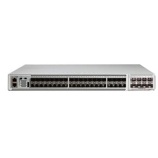 Cisco Catalyst 9500 - Network Advantage - Bundle - switch - 48 ports - managed - rack-mountable - with Cisco Catalyst